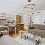 Exceptional Flat - 1bd 6p- Arc De Triomphe * Paris