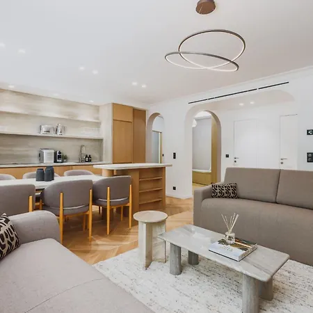 Exceptional Flat - 1bd 6p- Arc De Triomphe * Paris